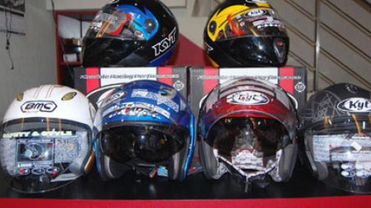 Wanita sudah lebih pintar pilih helm