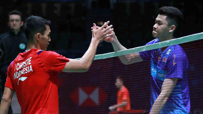 Jonatan Christie harus mengakui keunggulan Lee Zii Jia 15-21, 13-21 pada babak 32 besar All England 2020. (Dok PBSI)