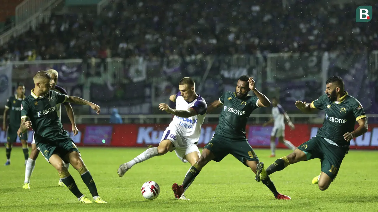 Persikabo vs Persita Tangerang