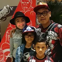 Uya Kuya dan keluarga. (Instagram @astridkuya)