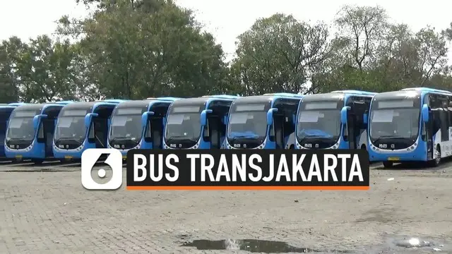 Bus TransJakarta yang dioperasikan oleh Perum PPD bermerek Zhongtong kembali beroperasi di Jakarta.