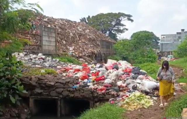 Upaya Pembersihan Kali