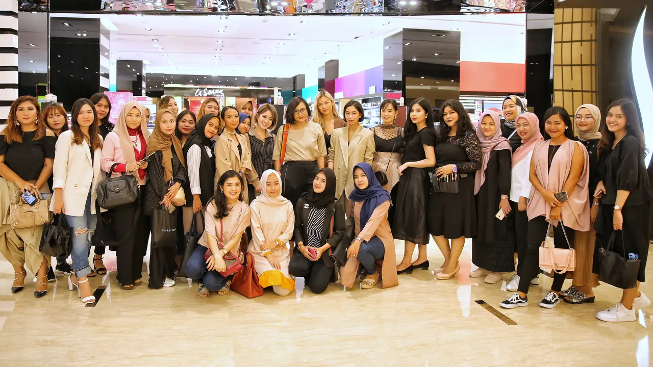 #TogetherwithFimela: Sahabat Fimela di Jabodetabek, Join Grup WhatsApp Fimelahood Sekarang