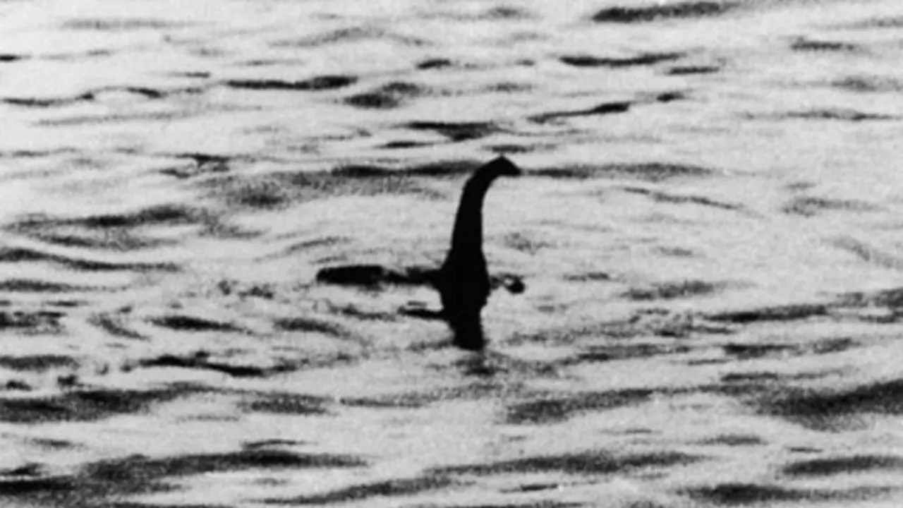 Gelombang Monster Loch Ness Tertangkap Kamera Wisatawan