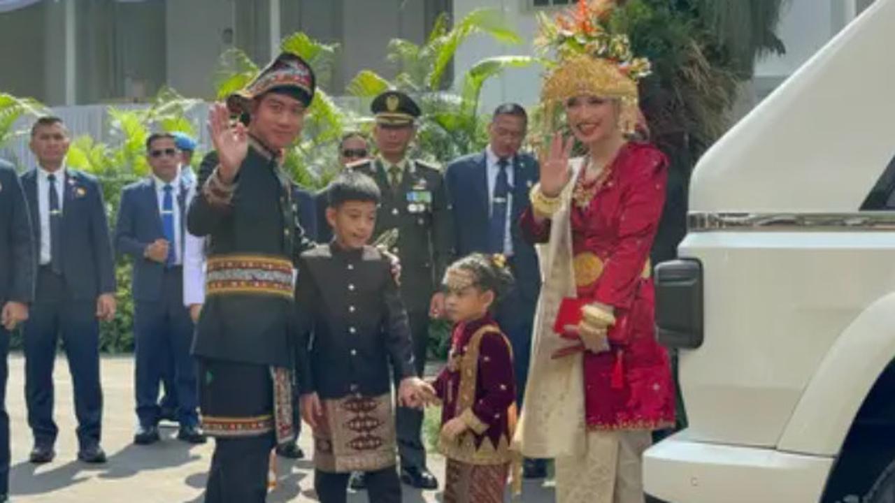 Wapres Gibran Tiba di Istana Kenakan Baju Adat Gayo Hadiri HUT ke-80 RI