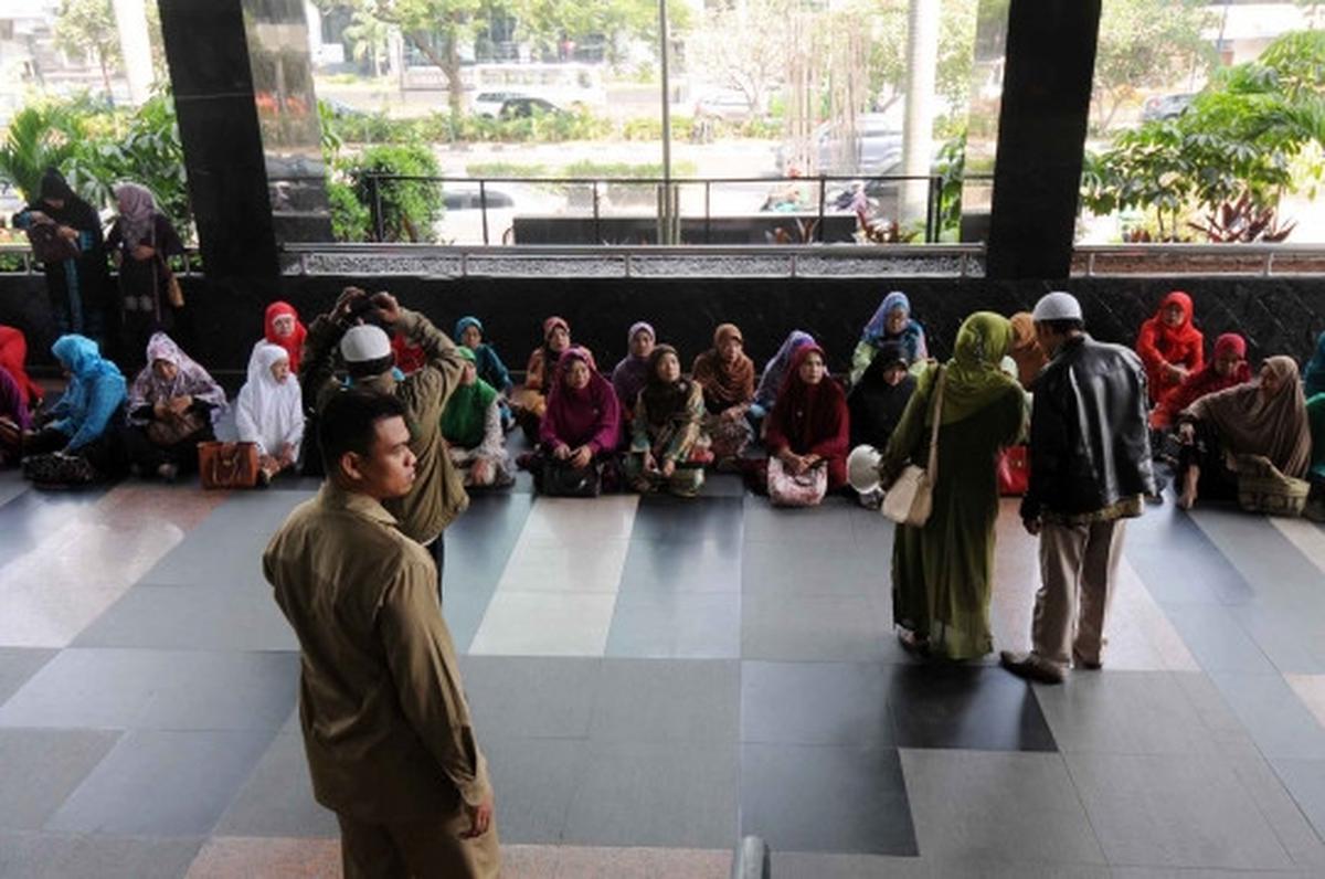 Doakan Suryadharma Ali, ibu-ibu gelar yasinan di Gedung KPK