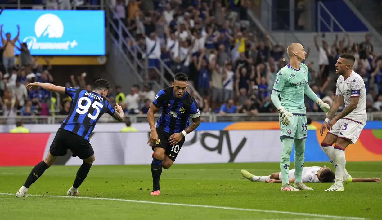 Inter Milan naik ke posisi pertama usai melumat Fiorentina 4-0. (AP Photo/Antonio Calanni)