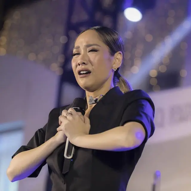 7 Momen BCL Manggung Pertama Kali Setelah Ashraf Sinclair Meninggal