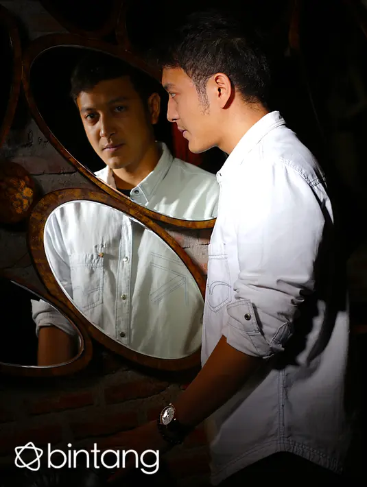 Saat wawancara eksklusif di PEPeNERO - Italian Pizza & Pasta Restaurant, Pondok Indah, Jakarta Selatan, Kamis (20/8/2015), Dimas mengaku yakin kariernya di dunia entertainment bisa melambung karena ada dukungan dari penggemar. (Galih W. Satria/Bintang.com