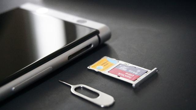 [Bintang] Cara Registrasi Kartu Indosat, Telkomsel, XL, Smartfren dan Tri