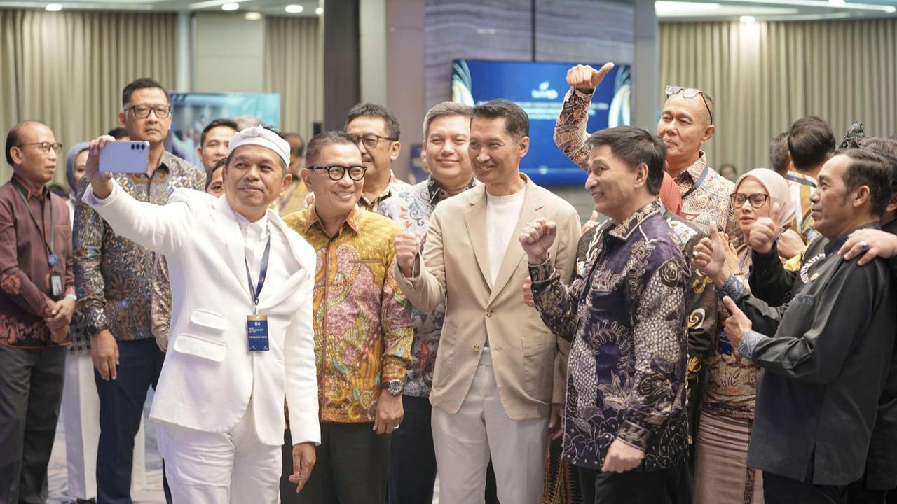 Gubernur Jawa Barat Dedi Mulyadi rombak total pejabat Bank BJB