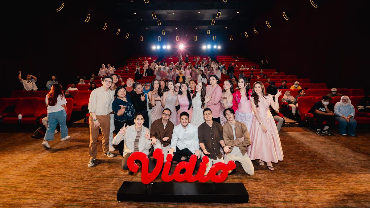 Chemistry Manis Rizky Nazar dan Laura Moane di Vidio Original Series ‘A dan Z: InsyaAllah Cinta’