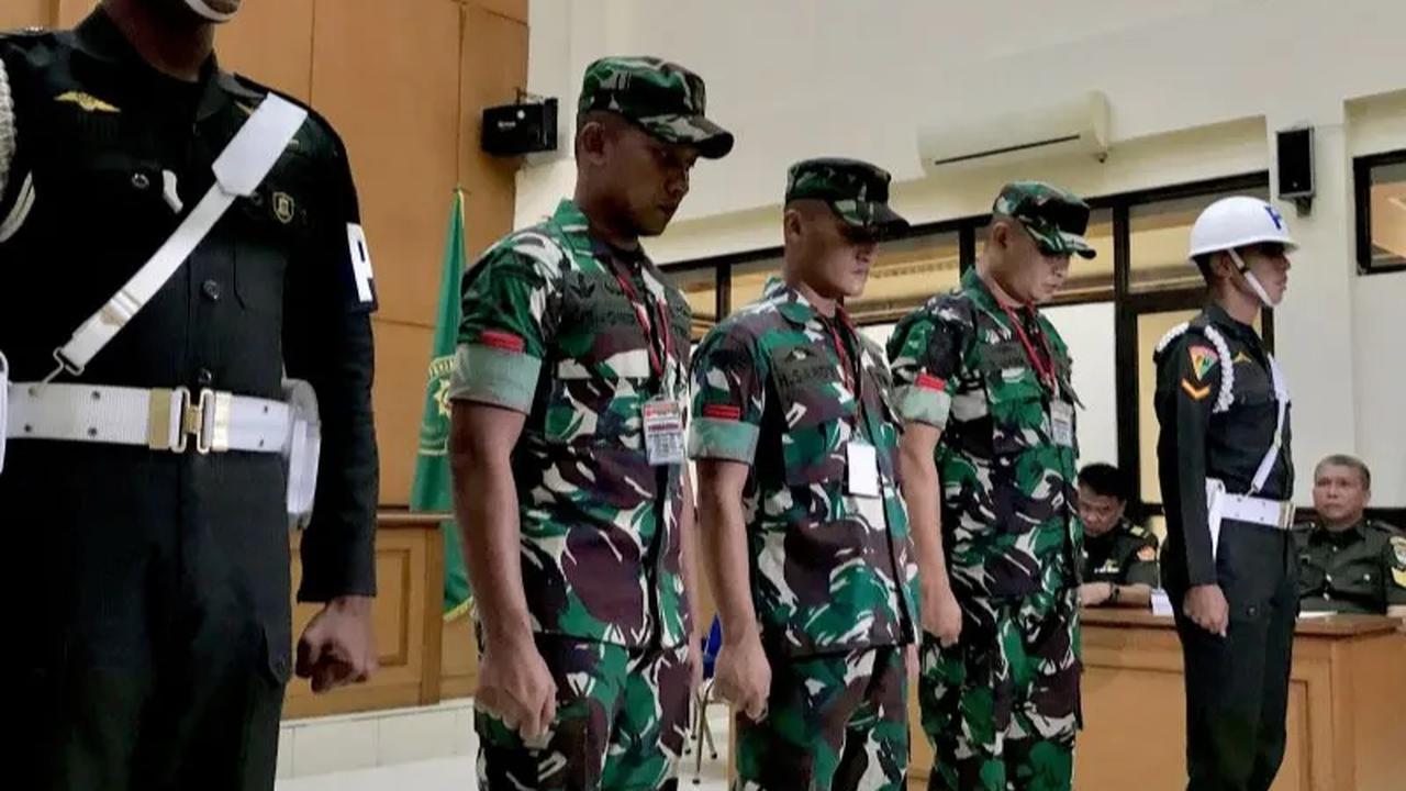Kemudian, telepon pun dimatikan. Ketika itu, Khaidar sempat mendengar erangan atau teriakan dari Imam Masykur.<br>