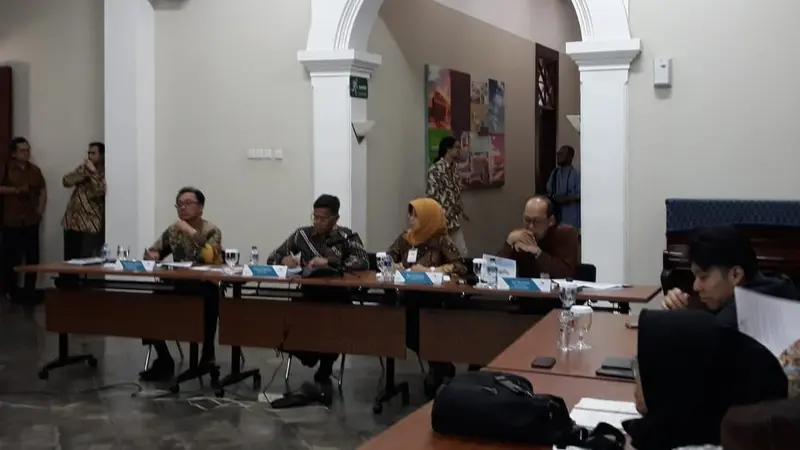 Direksi maskapai Garuda Indonesia menggelar konferensi pers, Senin (30/7/2018). Liputan6.com/Bawono Yadika