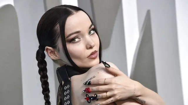 Dove Cameron