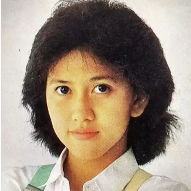 6 Potret Masa Kecil Venna Melinda, Disebut Mirip Verrell hingga Vania Athabina