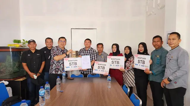 Grup SCM/EMTEK Membagikan STB  di kota Palembang, Banjarmasin dan Denpasar.