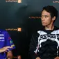 Dua pembalap Indonesia, Galang Hendra Pratama (kiri) dan Immanuel Putra Pratna (Ferbian Pradolo/Liputan6.com)