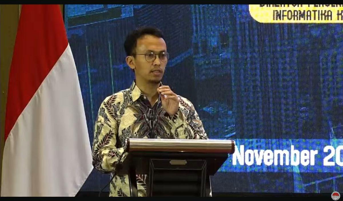 "Ini jumlah rekening yang kami punya dari aduan, ada 575.042 rekening yang terkait dengan berbagai tindak pidana,"&nbsp;