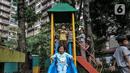Anak-anak saat bermain di Ruang Publik Terpadu Ramah Anak (RPTRA) Benhil 2, Bendungan Hilir, Jakarta, Rabu (14/9/2022). Pemerintah Provinsi DKI Jakarta gencar membangun ruang publik di Ibu kota guna meningkatkan interaksi antarwarga dan sebagai destinasi hiburan alternatif. (merdeka.com/Iqbal S. Nugroho)