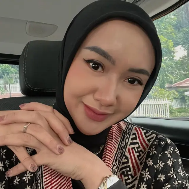 Kini Putuskan Pakai Nama Asli untuk Berkarier, Ini 6 Potret Terbaru Cita Citata