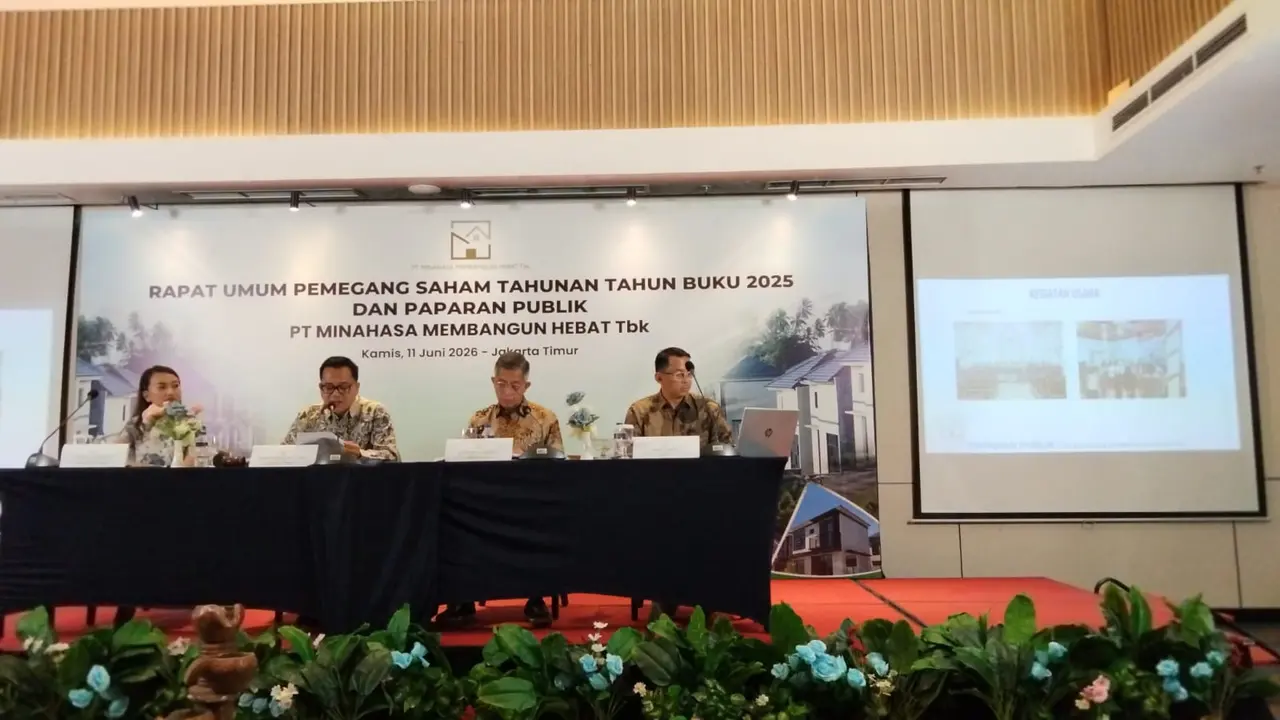 Jajaran direksi PT Minahasa Membangun Hebat Tbk (HBAT)