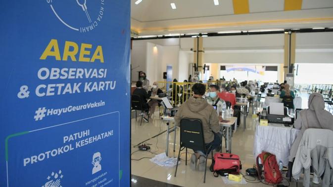 Vaksinasi Pengaruhi Penurunan Kasus Kematian Akibat COVID-19 di Jabar - Vimarsana News
