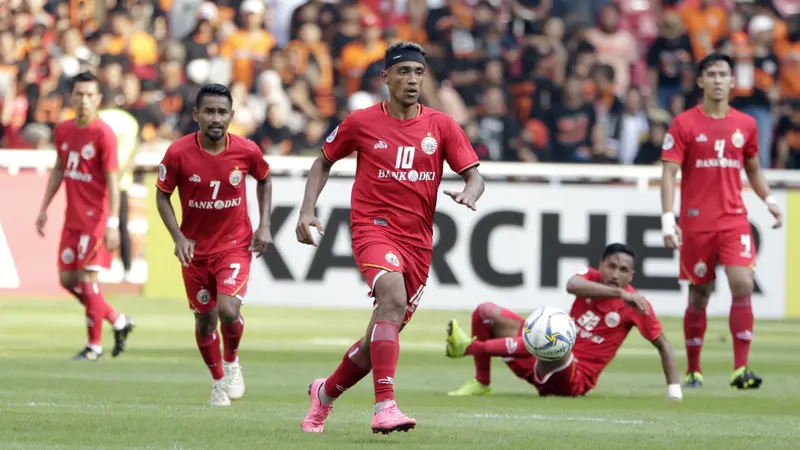 Gelandang Persija Jakarta, Bruno Matos, menggiring bola saat melawan Becamex Binh Duong pada laga Piala AFC. (Bola.com/M. Iqbal Ichsan)
