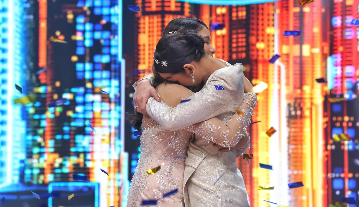 Lyodra dinobarkan sebagai juara Indonesian Idol X, Senin (2/3/2020). (Adrian Putra/Fimela.com)
