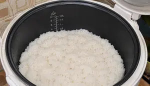 6 Tips Mengatasi Nasi Overcooked agar Tak Terlalu Lembek dan Tetap Bisa Dinikmati