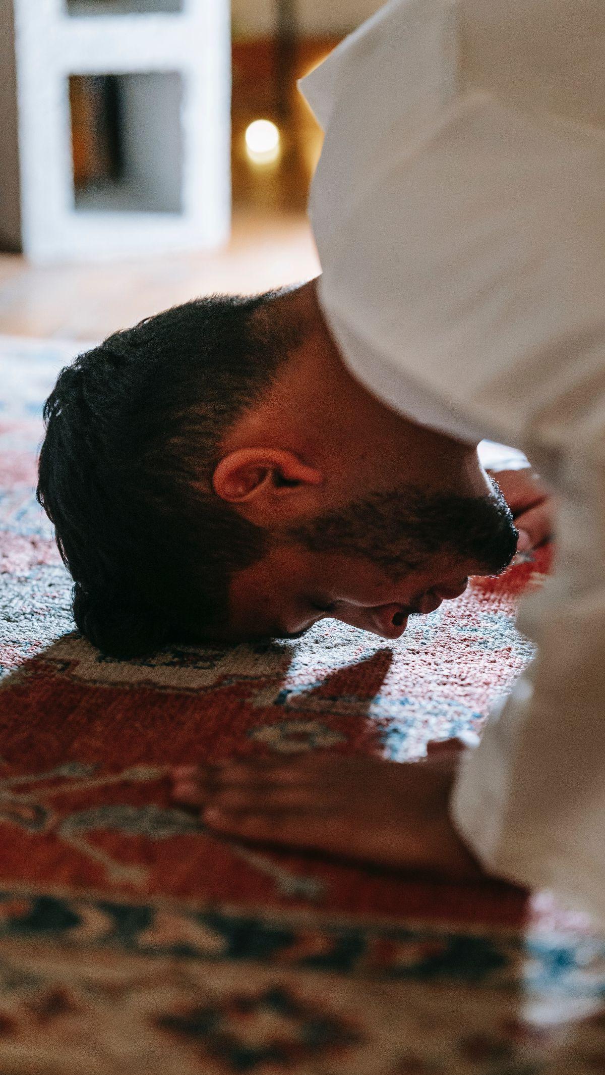 <b>Tata Cara Sujud Syukur</b>