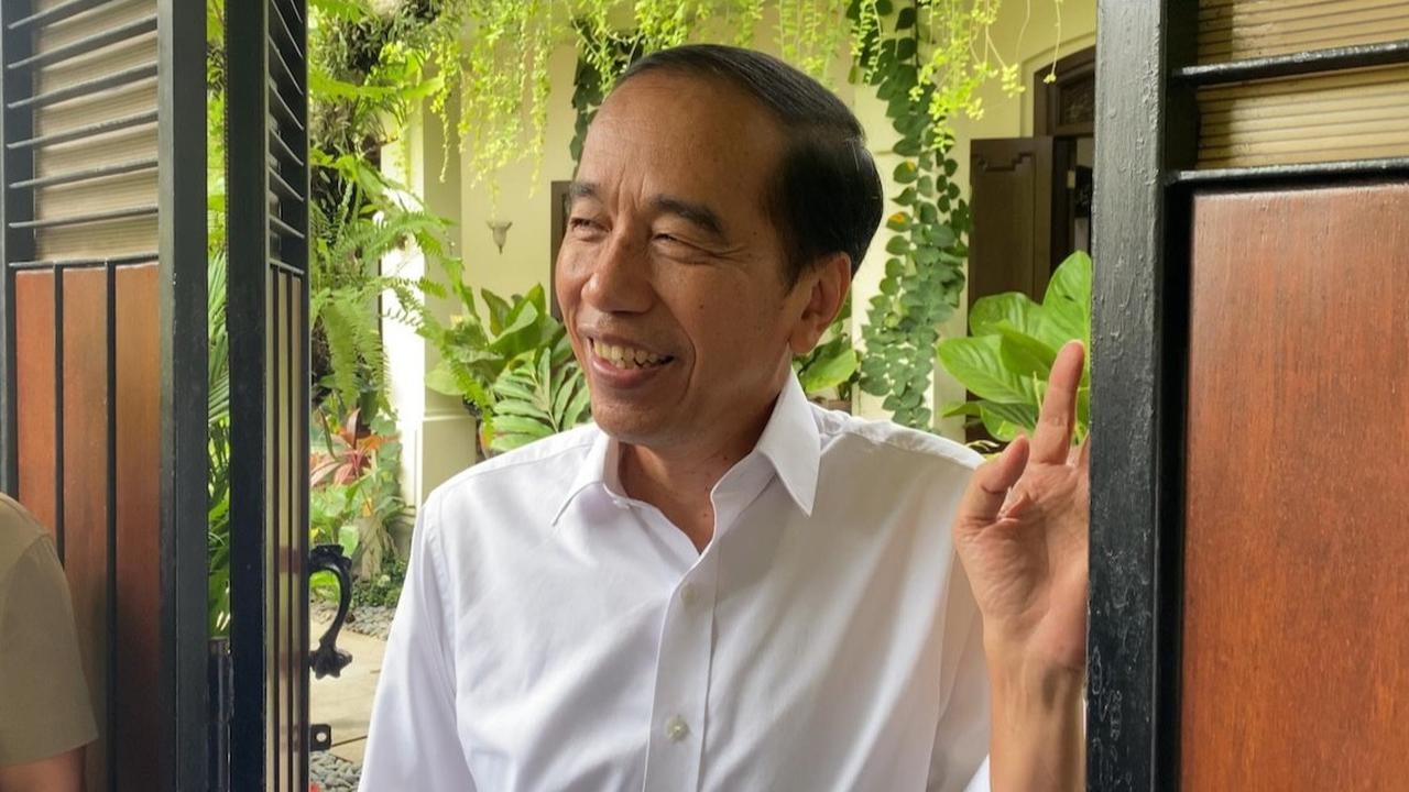 Jokowi Ucapkan Selamat Tahun Baru 2025: Semoga Langkah Berikutnya Semakin Membawa Kebaikan