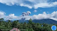 Gunung Dukono Erupsi 1.400 Meter, Alami 51 Kali Gempa Letusan