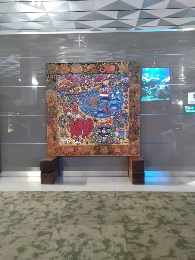 Lukisan seniman dunia di Bandara Soetta