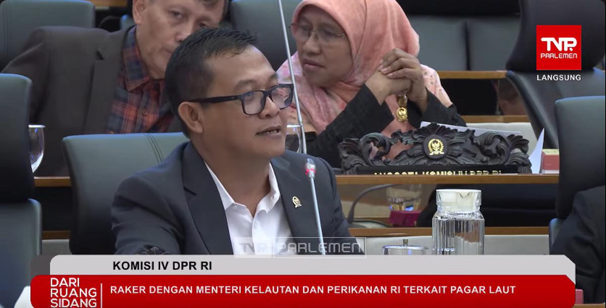 Nelayan Kholid Bongkar Dalang Pagar Laut, Anggota DPR Ini Sebut 'Ngeri Baca Bukunya Logika Penjajah' saat Rapat dengan Menteri KKP