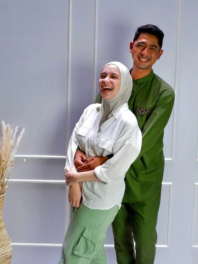 Putri Anne liburan bareng Arya Saloka dan Anak di tengah isu keretakan rumah tangga