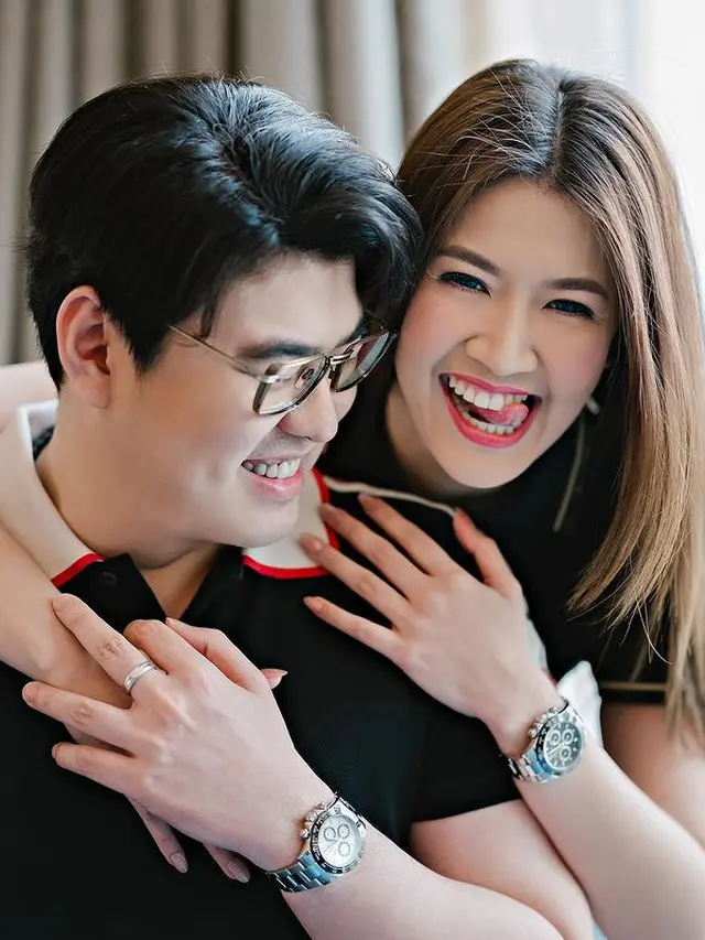 [Fimela] Asty Ananta dan Hendra Suyanto