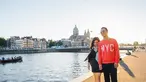 Mengenang 13 tahun bersama dalam mahligai rumah tangaa pada tahun 2017. Joe Taslim dan Julia Taslim adalah pasangan selebriti yang tak banyak gosip namun miliki prestasi Internasional. Julia kerap ikut Joe untuk acara film-filmnya. (Liputan6.com/IG/julietaslim)