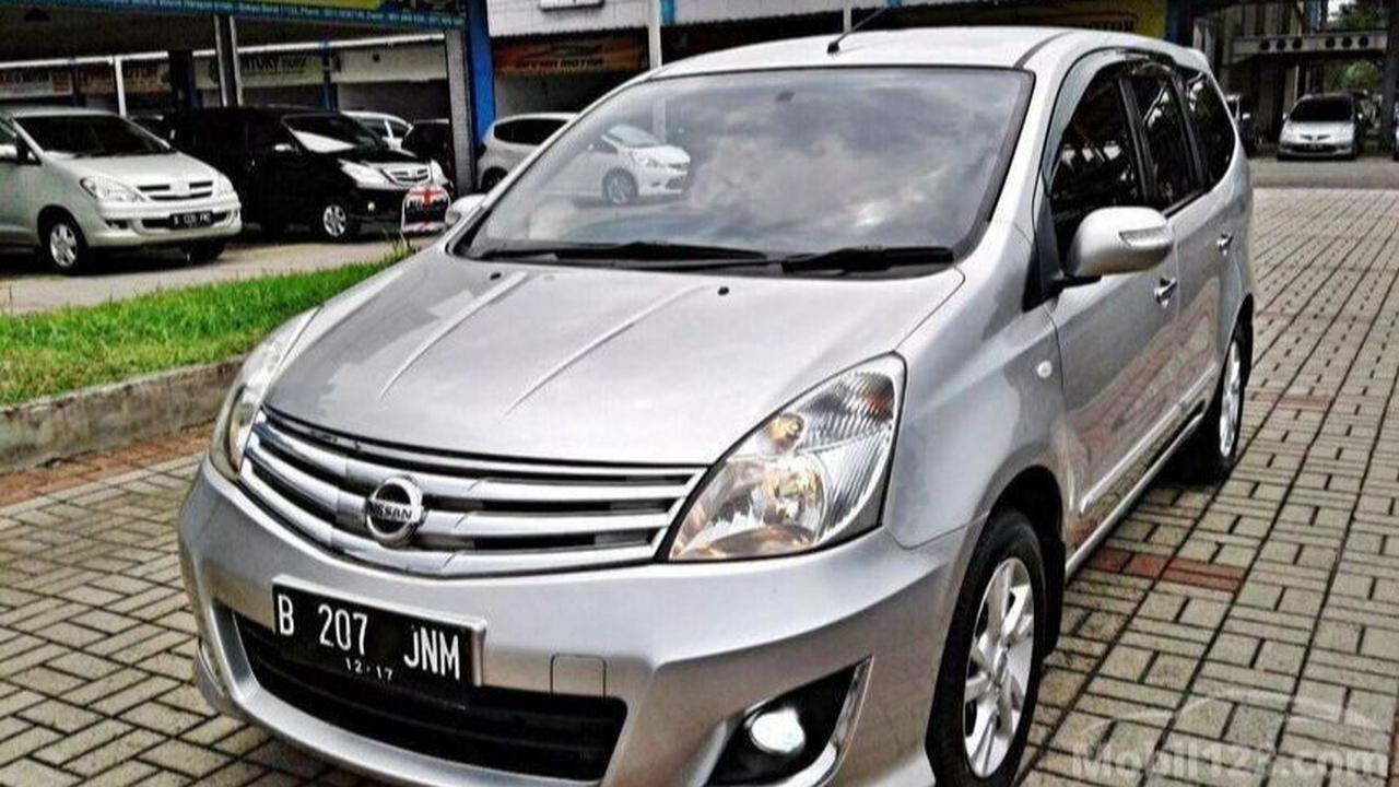 <b>Nissan Grand Livina 1.5 XV Ultimate 2012</b>