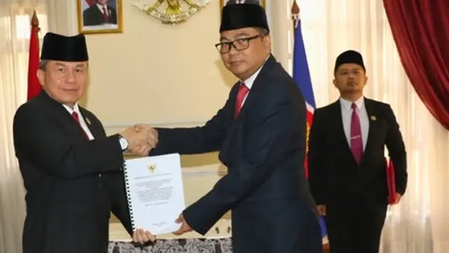 Serah terima jabatan Kepala Perwakilan Duta Besar LBBP RI Usra Hendra Harahap kepada kuasa usaha ad interim yang baru di KBRI Abuja.