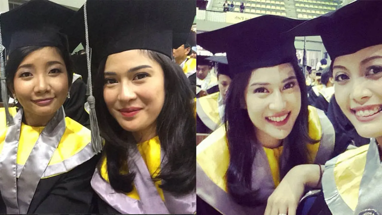 Dian Sastro Pamer Gelar S2 di Instagramnya