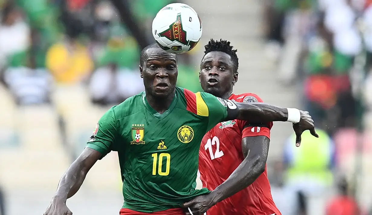 Vincent Aboubakar merupakan pemain paling senior di Timnas Kamerun untuk Piala Dunia 2022. Ia tercatat telah mengoleksi 88 caps sejauh ini. Aboubakar pernah membawa skuad berjuluk Lions Indomptables memenangi Piala Afrika pada 2017. Pemain yang berposisi sebagai penyerang ini menghabiskan enam tahun bersama FC Porto sebelum pindah ke Besiktas. Kini, ia berseragam klub Arab Saudi, Al-Nassr. (AFP/Charly Triballeau)