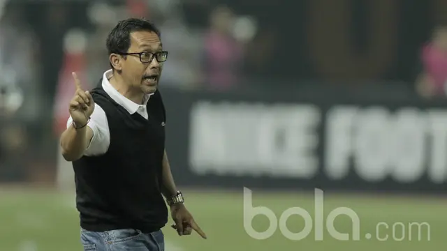 Aji Santoso Arema FC