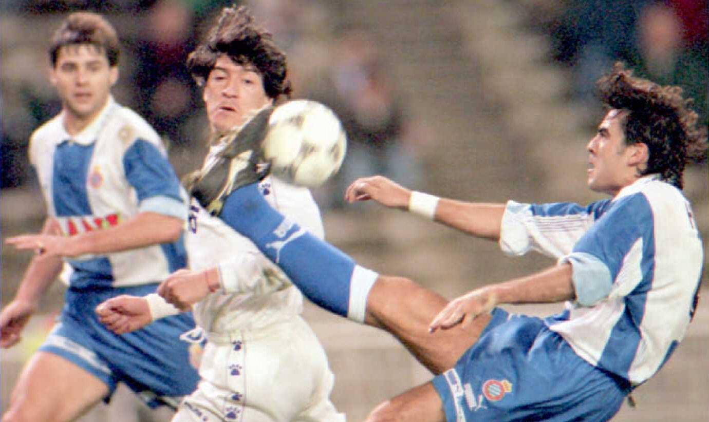 Ivan Zamorani (tengah) (AFP)