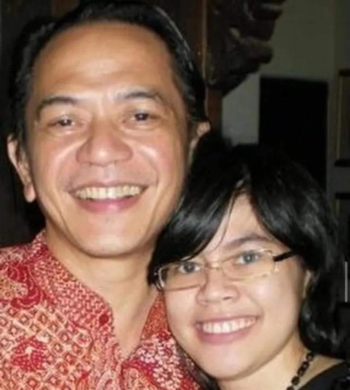 7 Potret Lawas Kebersamaan Ray Sahetapy dan Gisca Putri, Dikenang Dewi Yull