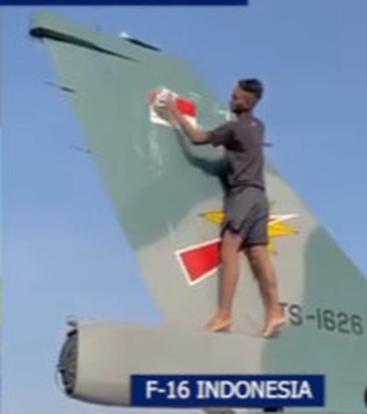 TNI AU Bereaksi Cara Mencuci F-16 di RI Dibanding-bandingkan Negara Lain
