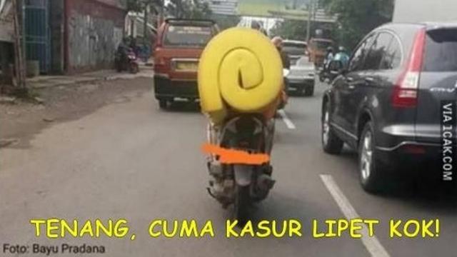 7 Meme Kocak Godaan Saat Puasa Ramadhan, Bikin Laper