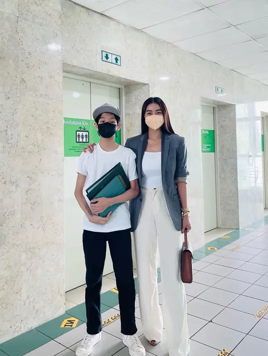 [Instagram/selfinafilah]