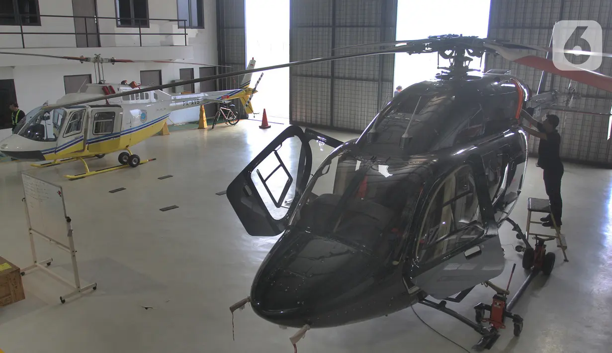 Pameran yang berlangsung dari tanggal 15 Juni hingga 18 Juni 2023 itu menjadi ajang pameran dan jual beli helikopter. (merdeka.com/Arie Basuki)