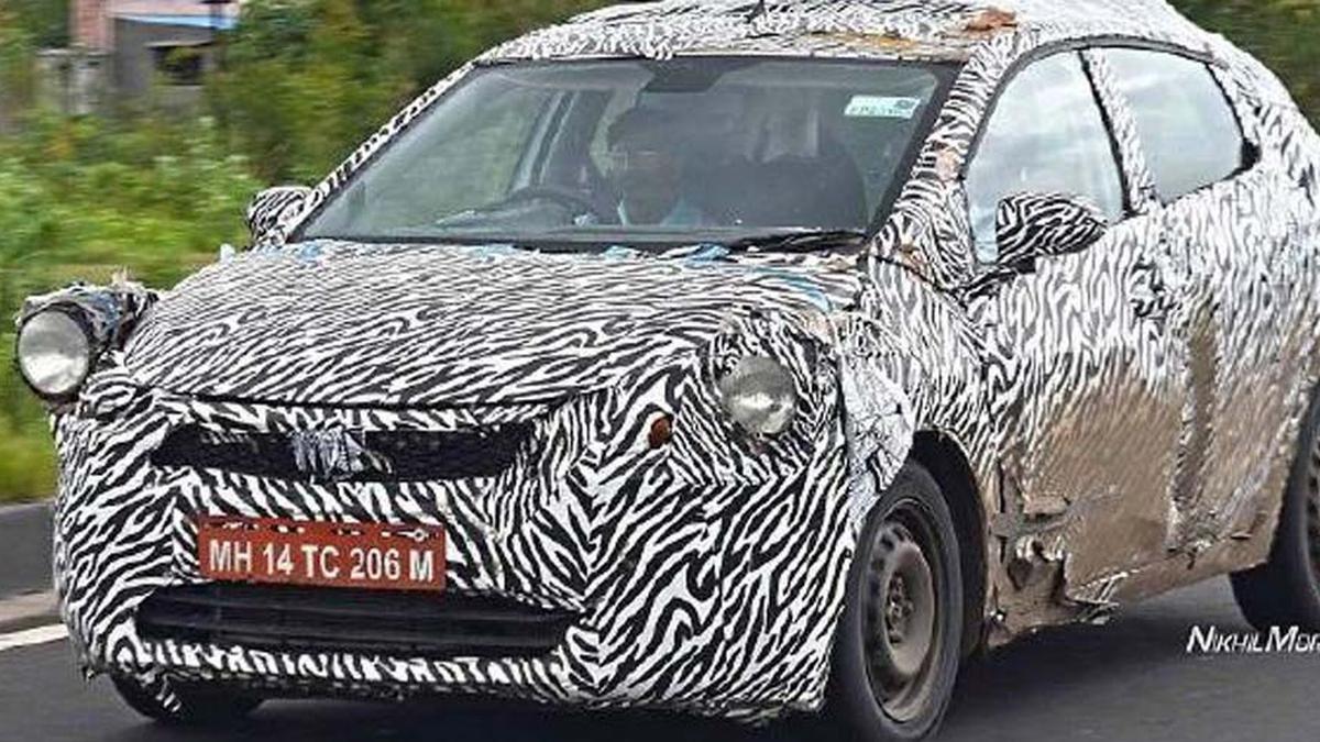 Pesaing Honda Jazz Ketahuan Lagi Dites Berita
